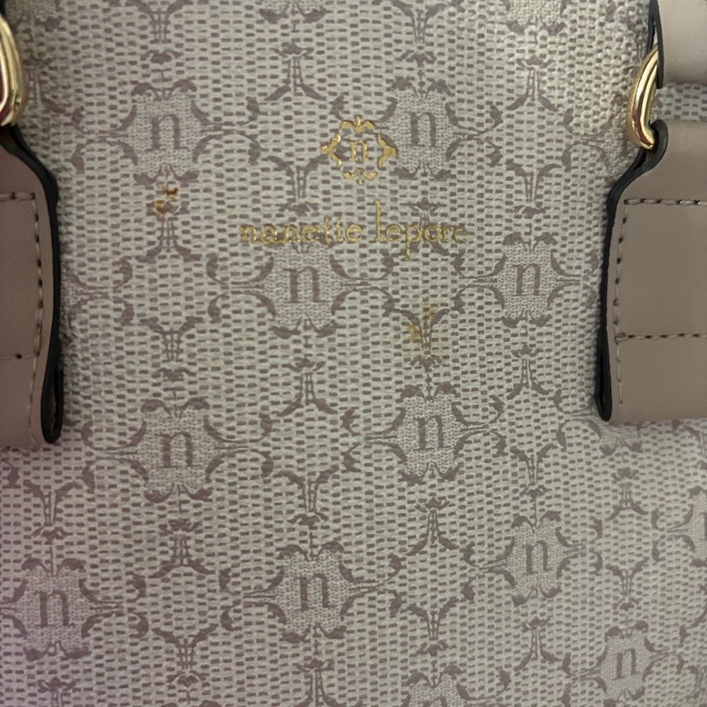 Nanette Lepore Almond logo vegan leather bucket bag - Picture 7 of 9